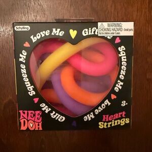 NeeDoh Heart Strings Squeeze Toy - Multi Color
